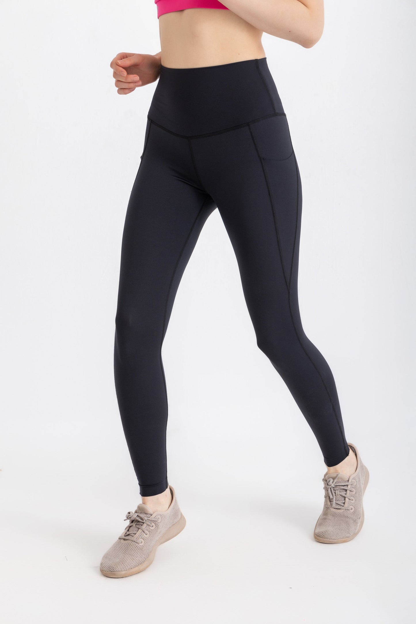 Ultra-Feel Leggings - Black